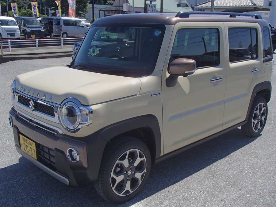 可愛いカラーのハスラーが追加です。