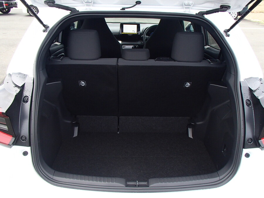 トランクルームも広々としています