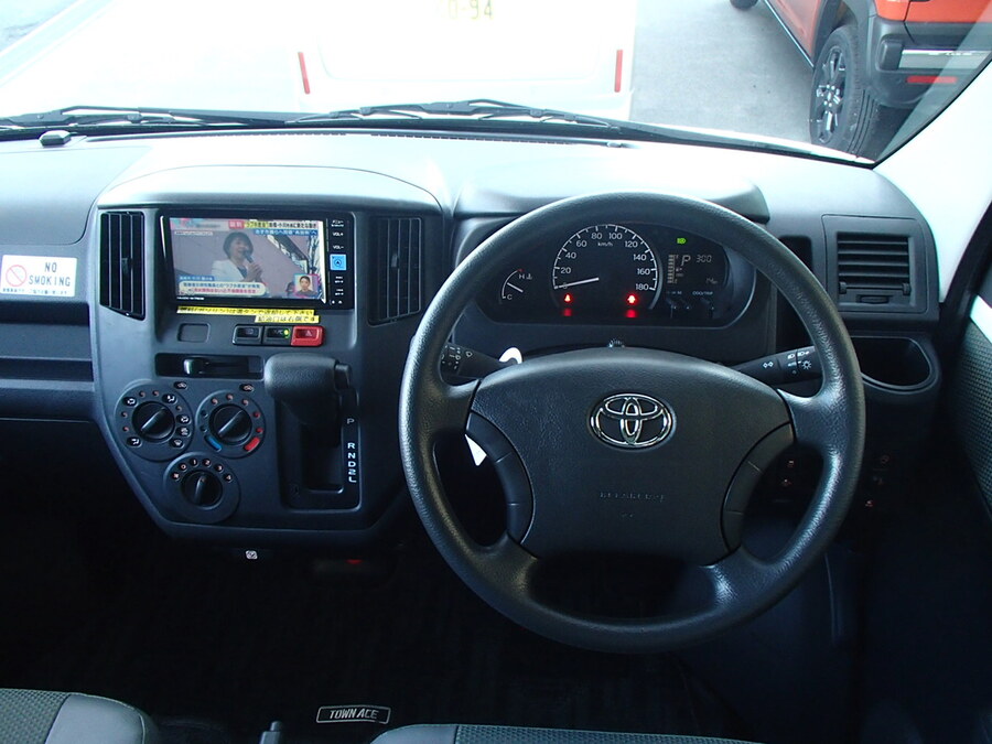 ナビ・ドラレコ・ETC標準装備です。