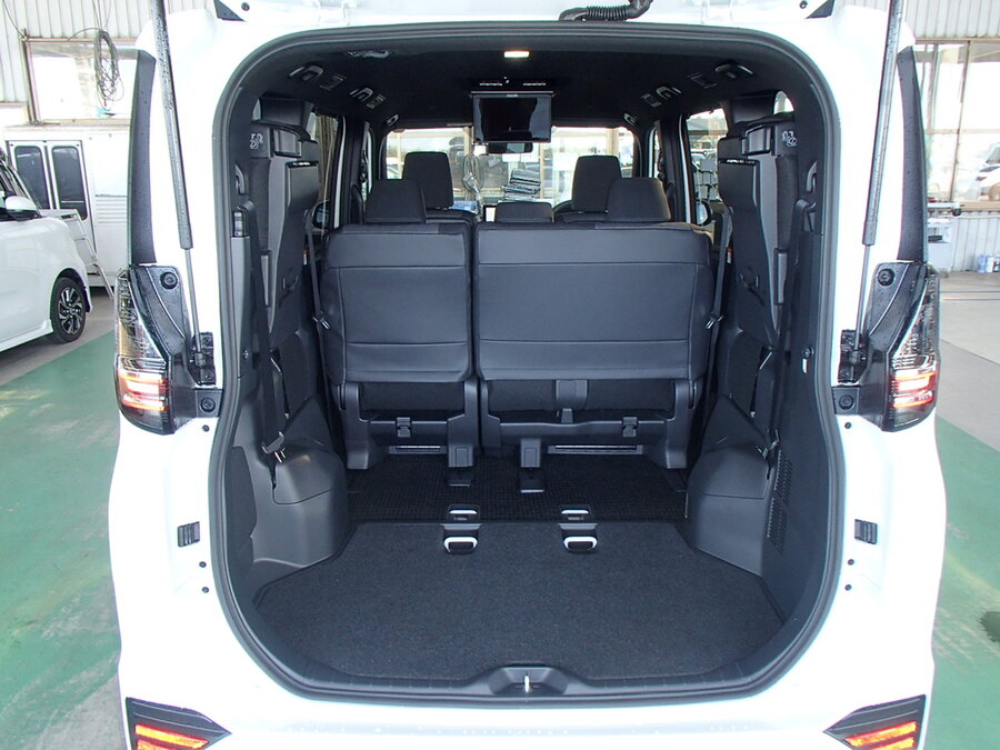 重たい荷物の積み降ろしもスムーズに行えます。