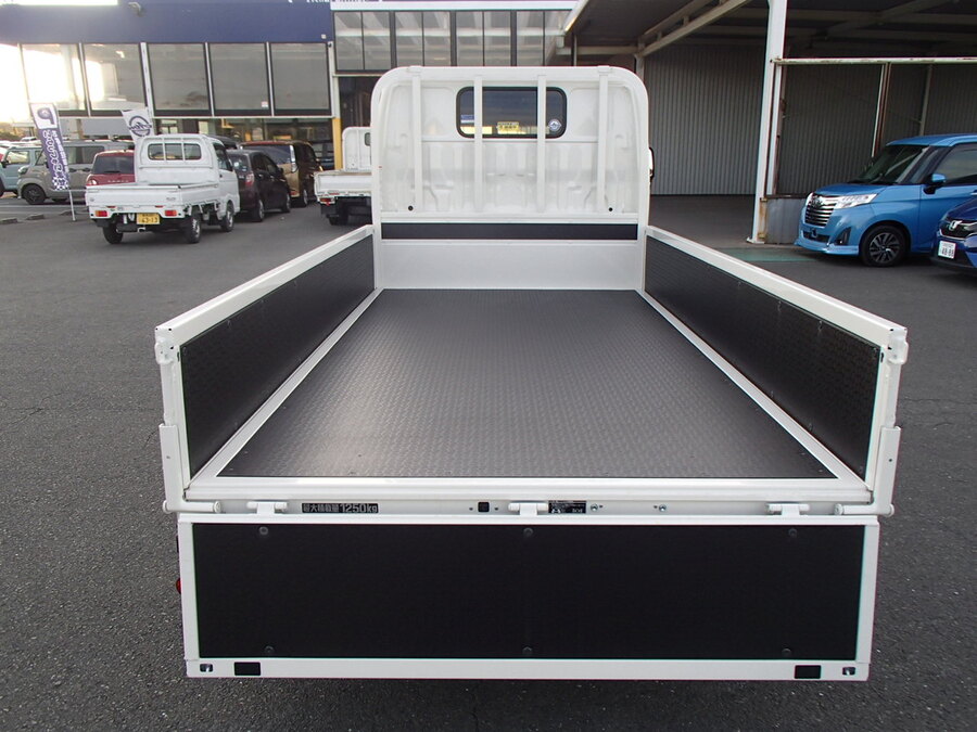 3ポー開きの平ボディー